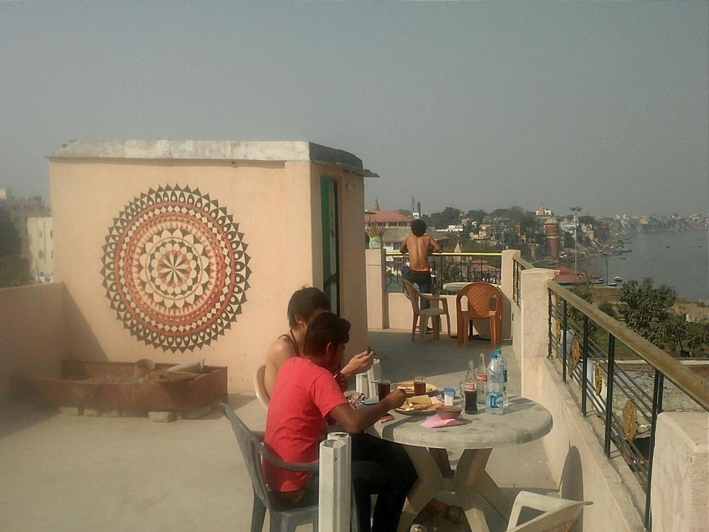 Ganga Paying Guest House Varanasi Ngoại thất bức ảnh